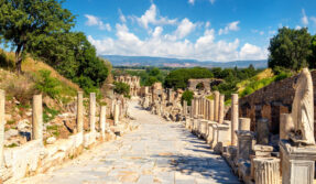 Les Terres Saintes vous attendent